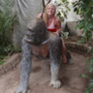 Meet your Posher, Alli